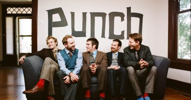 Punch Brothers - Between 1st and A