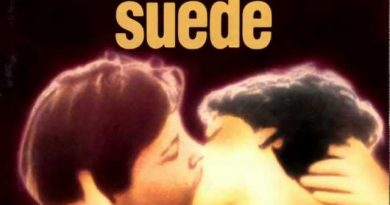 Suede - Moving