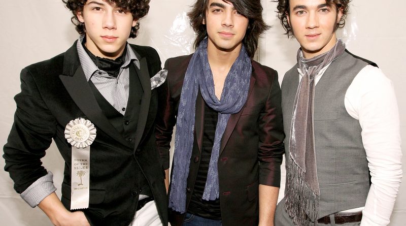 Jonas Brothers - That's Just The Way We Roll