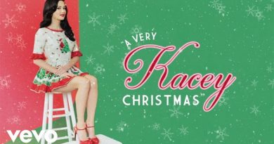 Kacey Musgraves - A Willie Nice Christmas