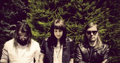 Band Of Skulls - Blood