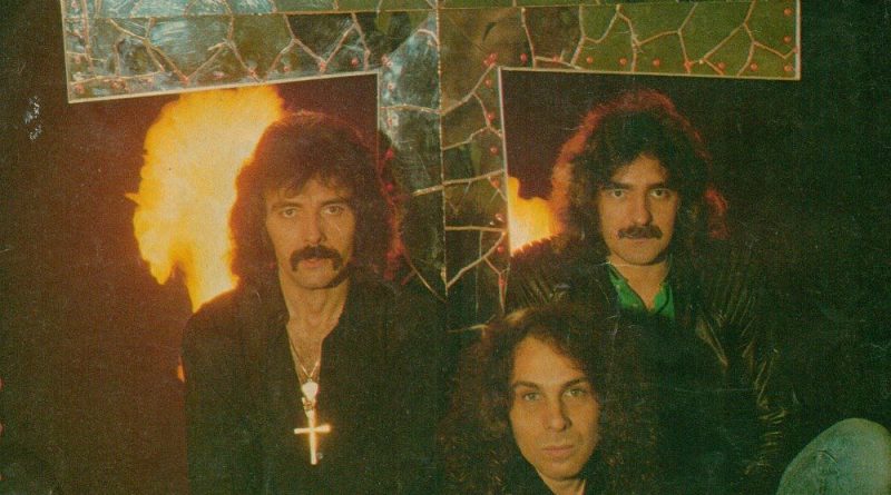 Black Sabbath - The Sign Of The Southern Cross