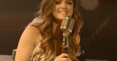 Lucy Hale - That's What I Call Crazy