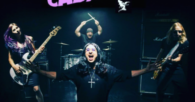Black Sabbath - Sabbra Cadabra