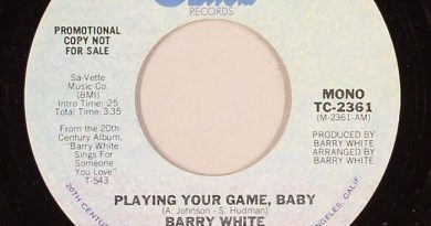 Barry White - Playing Your Game Baby