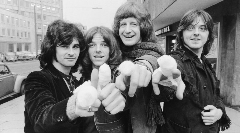 Badfinger - Just a Chance