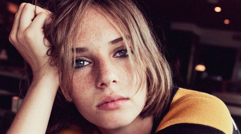 Maya Hawke - Goodbye Rocketship