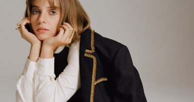 Maya Hawke - River Like You