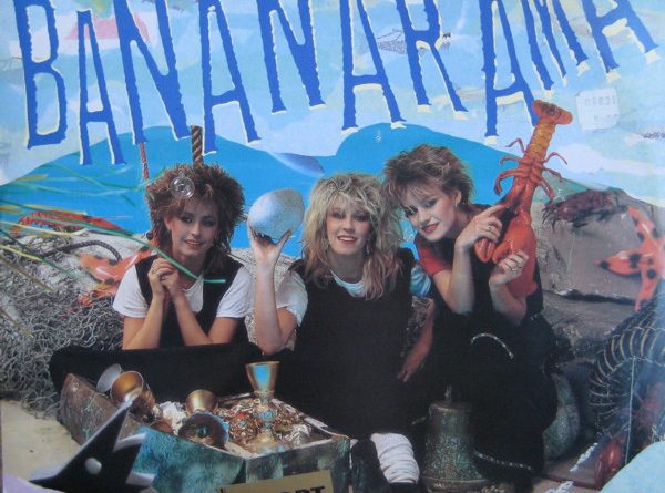 Bananarama - Na Na Hey Hey Kiss Him Goodbye