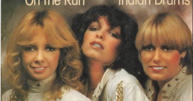 A La Carte - You Get Me On The Run