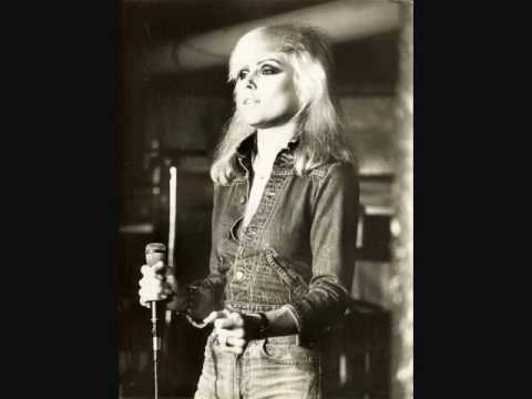 Blondie - Out In The Streets