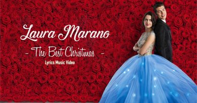 Laura Marano - The Best Christmas