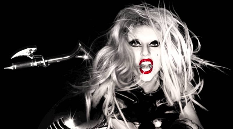 Lady Gaga - The Edge Of Glory
