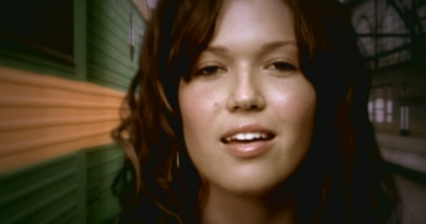 Mandy Moore - Have a Little Faith In Me
