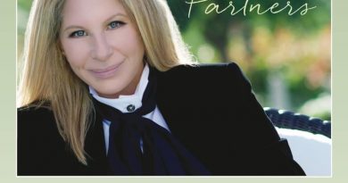 Barbra Streisand, Walter Afanasieff - Love's Never Wrong