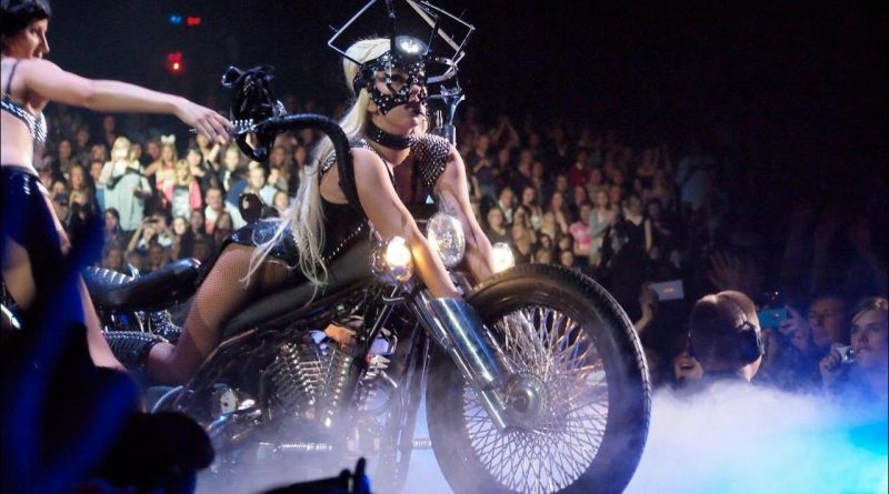 Lady Gaga - Lady Gaga - Heavy Metal Lover Исполнитель: Lady Gaga Альбом: Born This Way (2011) Переводы: Греческий, Грузинский, Литовский, Португальский, Сербский, Турецкий #1, #2, Финский, Французский 1 more АнглийскийA A Heavy Metal Lover