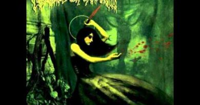 Cradle Of Filth - Under Huntress Moon