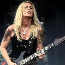 Lita Ford - Bed