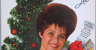 Brenda Lee - Rocking Around The Christmas Tree