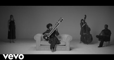 Anoushka Shankar - Bright Eyes ft. Alev Lenz