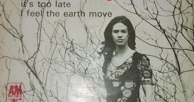 Carole King - I Feel The Earth Move