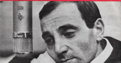 Charles Aznavour - La Mamma