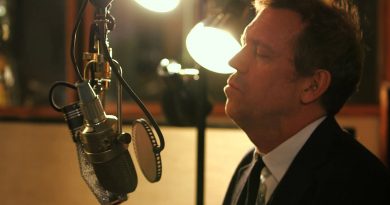 Hugh Laurie - Unchain My Heart