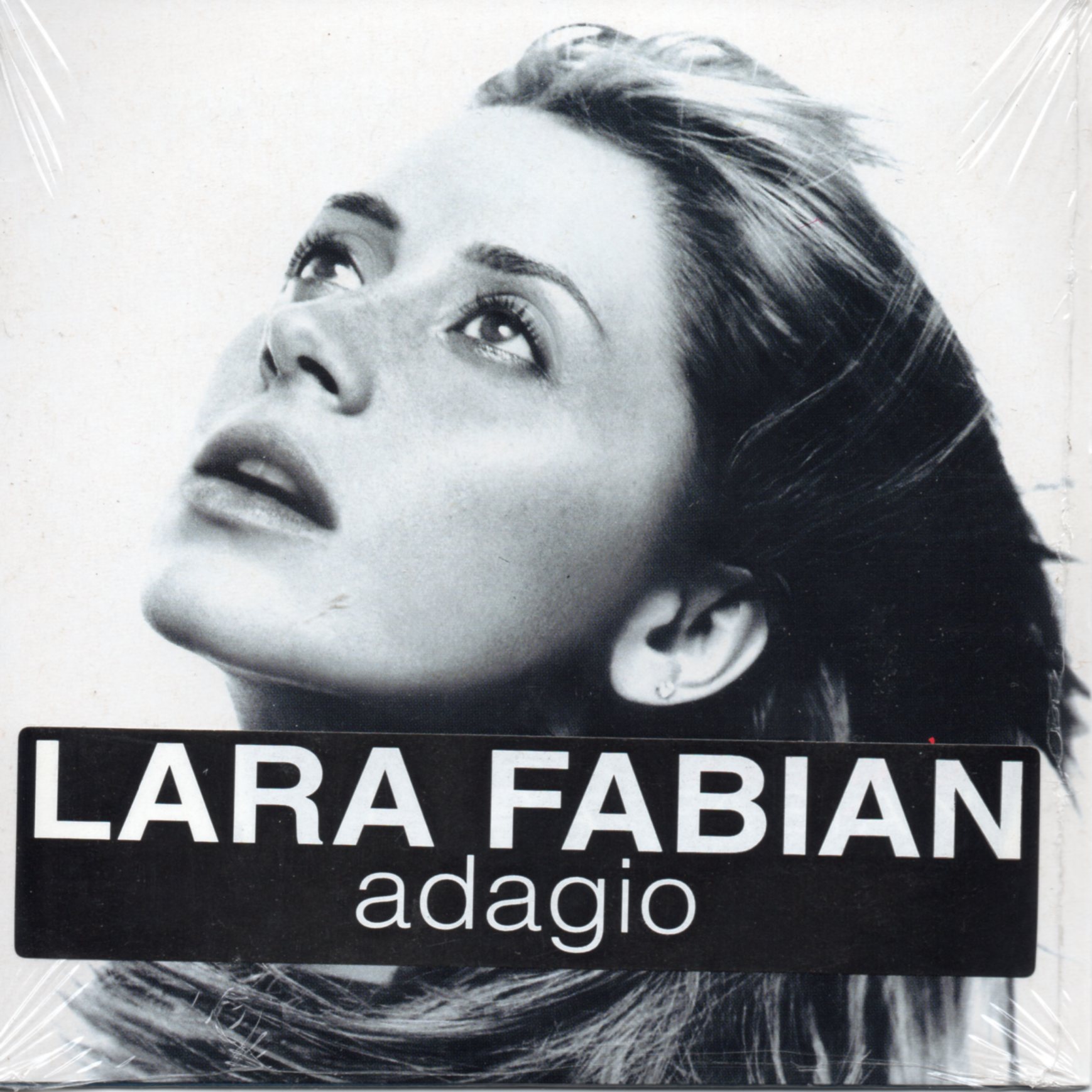 Lara Fabian Housewife