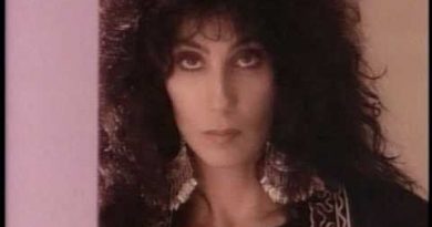 Cher - What About The Moonlight
