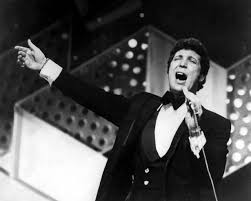 Tom Jones - Right Place, Wrong Time