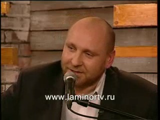 Виталий Аксёнов — Листопад