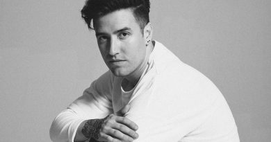 Logan Henderson