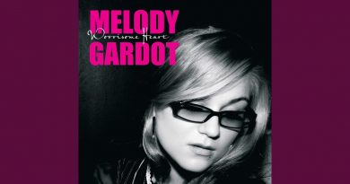 Melody Gardot - Love Me Like A River Does