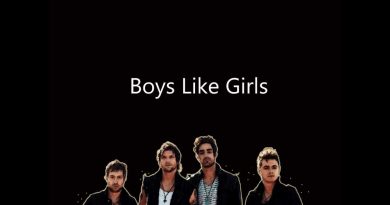 Boys Like Girls - Stuck In The Middle