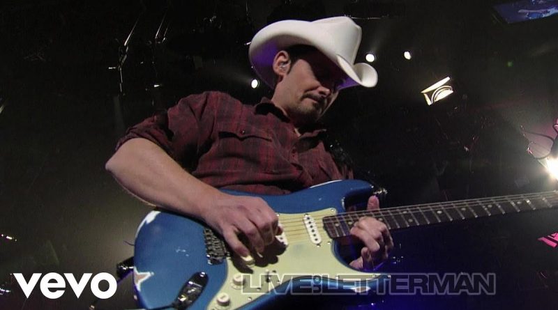 Brad Paisley - She's Everything