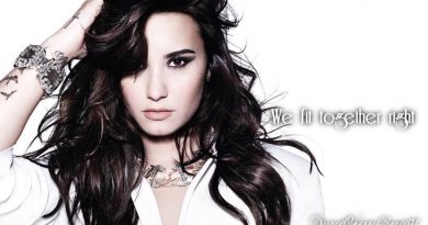 Demi Lovato - Two pieces