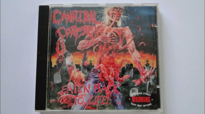 Cannibal Corpse - Burried In The Backyard