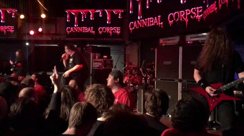 Cannibal Corpse - Death Walking Terror
