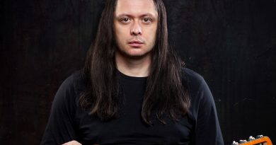 Михаил Елизаров
