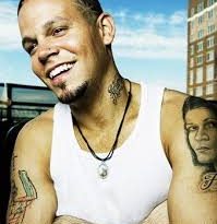 Calle 13 - Me Vieron Cruzar