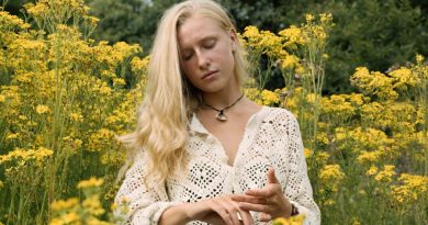 Billie Marten - Live