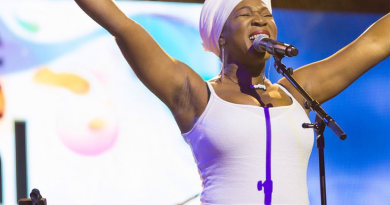 India.Arie - I See God In You