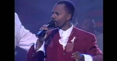 Kirk Franklin - Why We Sing