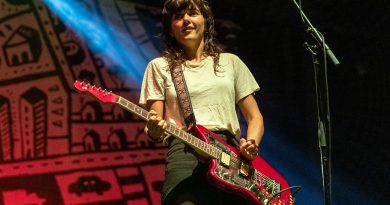 Courtney Barnett - Crippling Self Doubt and a General Lack of Confidence