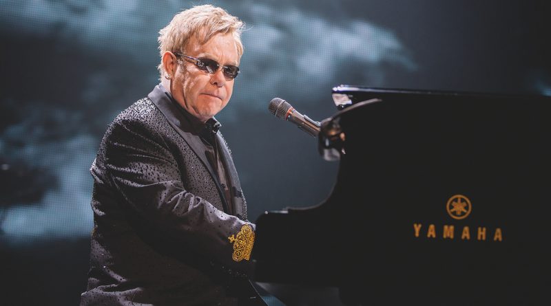 Elton John - Lies