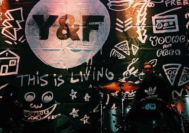 Hillsong Young & Free - Push/Pull