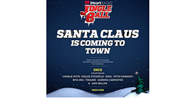 DNCE - Santa Claus Is Coming To Town