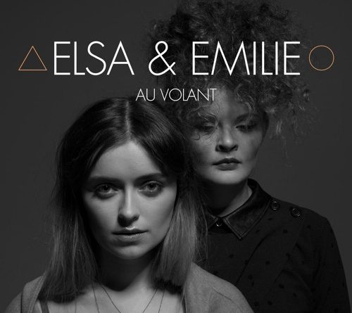 Elsa & Emilie - Au Volant