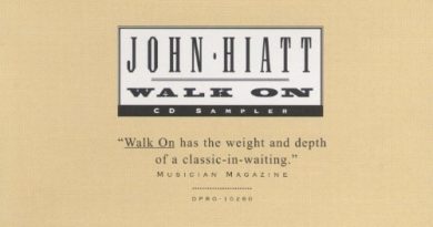 John Hiatt - Dust Down A Country Road