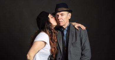 John Hiatt - Rock Back Billy